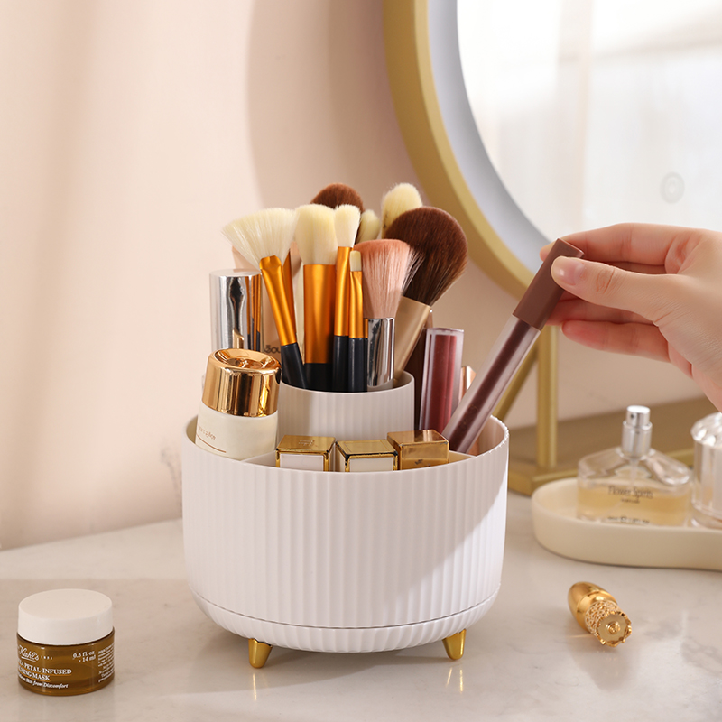 1Pcs 360° Rotating Makeup Brus - Beauty Makeup Desk 评论和价格